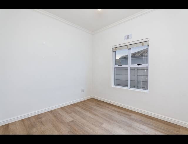 3 BEDROOM FREESTANDING FOR SALE IN SUNNINGDALE